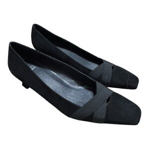 STUART WEITZMAN Women’s Suede Kitten Heel, Black, Sz 9.5